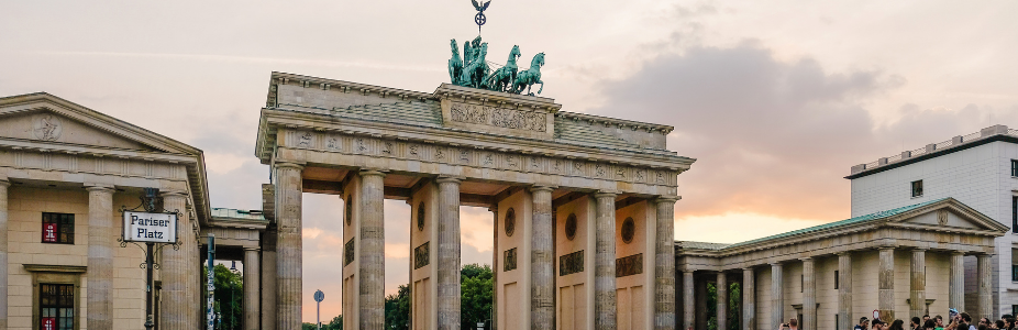 La Puerta de Brandenburgo en Berlín, Alemania. Imagen que ilustra el artículo "Alemania con descuentos".